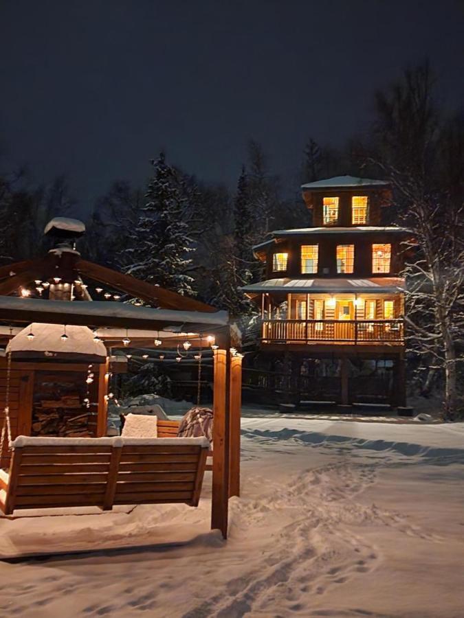 The Eagle'S Nest Treehouse Cabin Palmer Extérieur photo